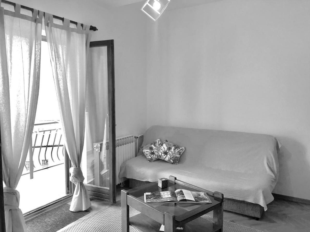 Apartments Petricic With Swimming Pool Ičići Dış mekan fotoğraf